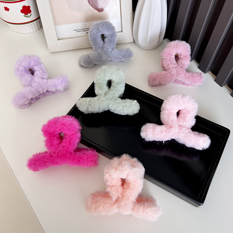 Plush Women Hair Claw Winter F - Hair Claw Clip Set ulasan dan harga